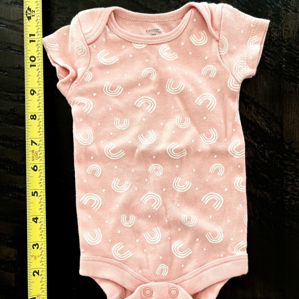 New, Never Worn! NB Onesies - Picture 6 of 6